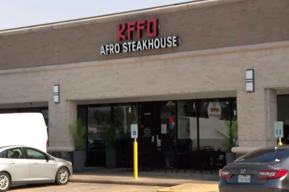    KFFO Afro Steakhouse. Кадр из видео