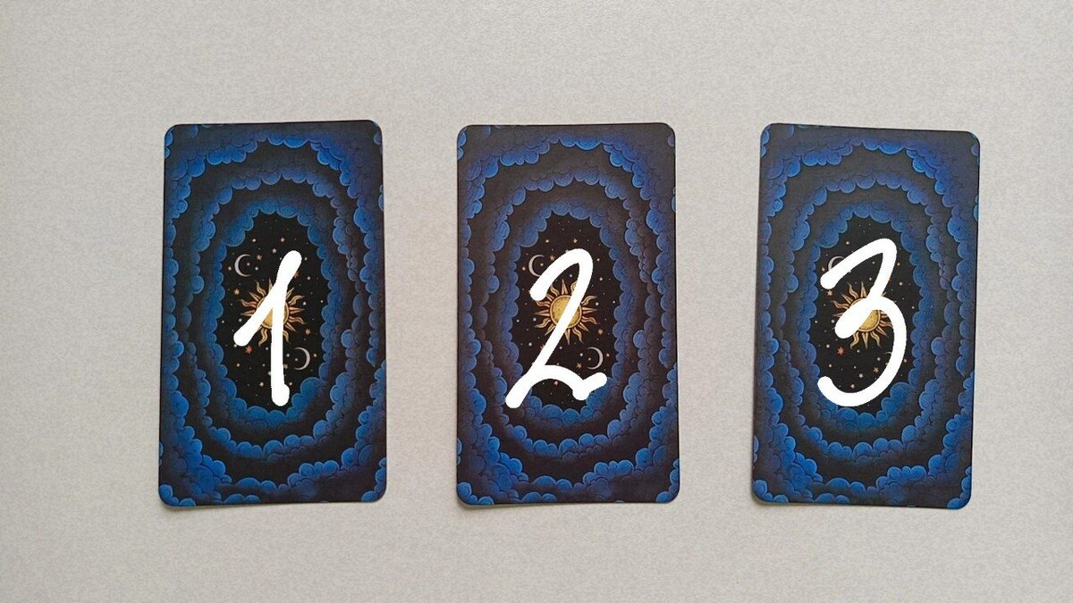 ❓Чем я могу вам помочь❓Моё имя Алия, я занимаюсь таро терапией, работаю со страхами, фобиями, тенью, через подсознание и разговор с душой Я люблю работать с бессознательным и подсознанием, просматриваю людей через видение и понимание мужской и женской психологии. Помогу пережить развод, выход из тяжёлых отношений, наладить семью, встретить новую любовь. А еще я люблю тему денег и бизнеса, регулярно провожу консультации по поводу реализации себя, поиска себя, и тд увеличения дохода в разы. Помогаю выйти из застоя, понять в чем ваш путь, где вы остановились, как понять и найти себяПоддержать канал, ваша благодарность 🙏Связаться со мной 8 982 494 04 24