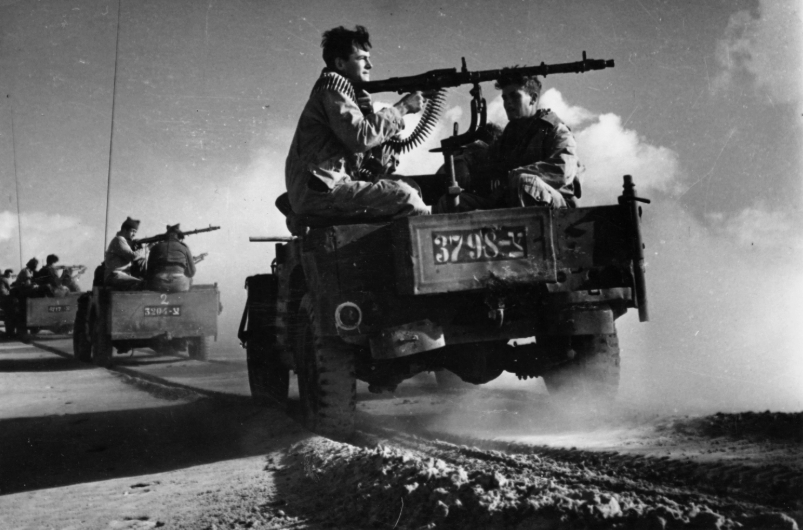 Британия, истощённая Второй Мировой Войной, фактически утратила интерес к дальнейшему управлению регионом. 