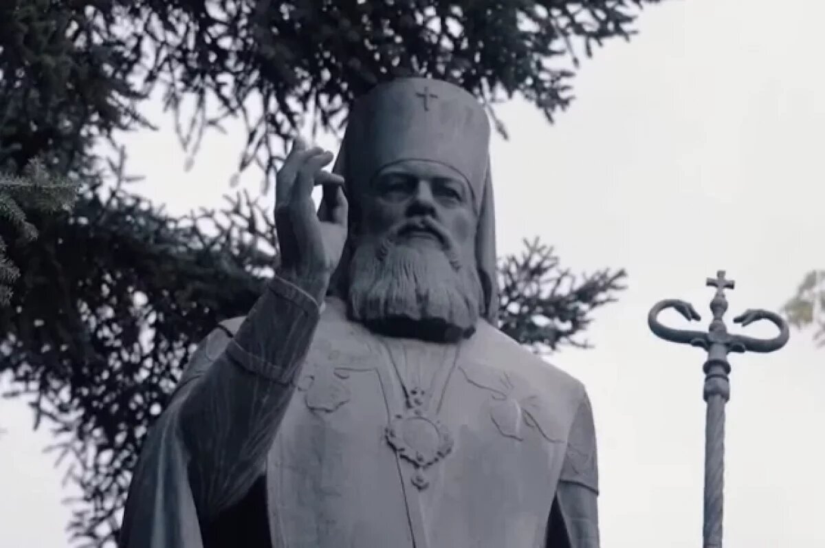    Иеромонах Феодорит объяснил популярность святого Луки Крымского на СВО