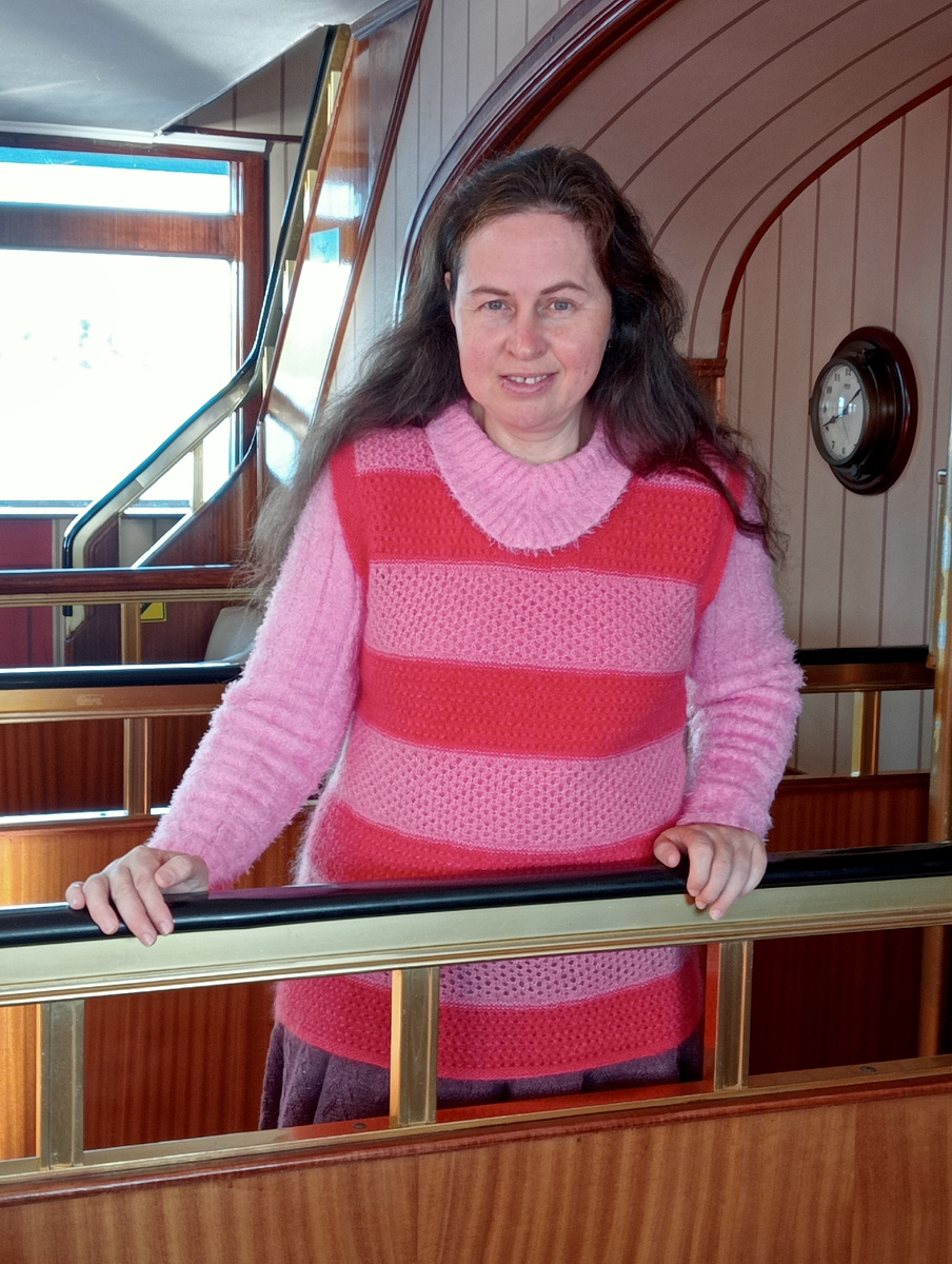 Ажурная жилетка спицами