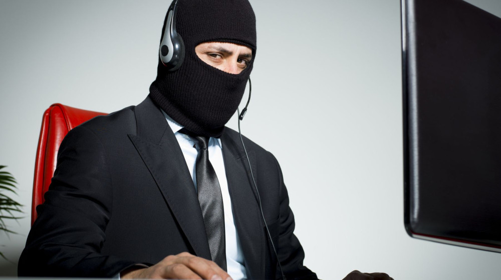    Не дай себя провести в 2025! 11 схем мошенничества, которые воруют у россиян миллионы