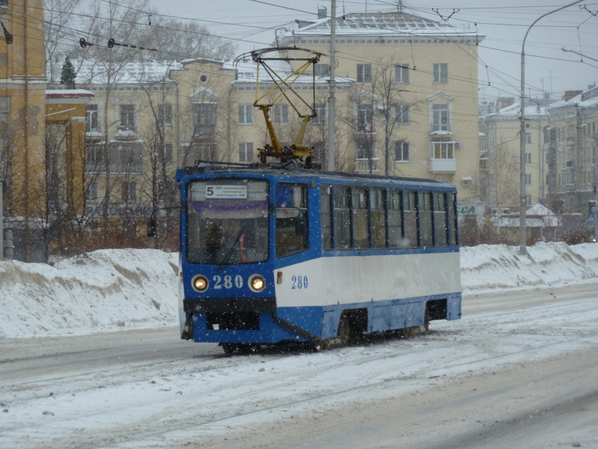71-608КМ в Новокузнецке. Фото с сайта Твой Транспорт.