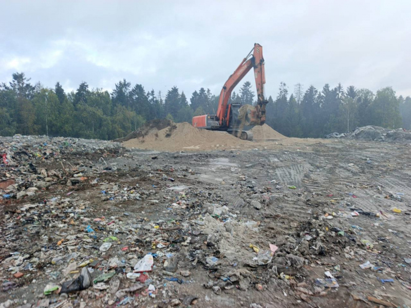    Мусорная свалка под Кондопогой горит почти 1,5 месяцаГоскомитет Карелии по безопасности