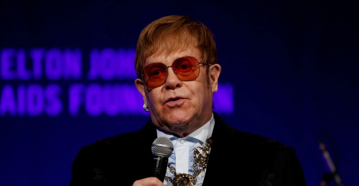 Элтон Джон