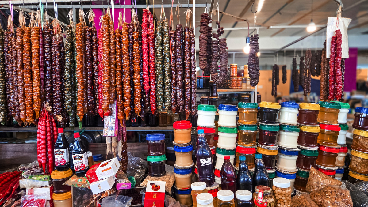 Ассортимент на рынке огромный 