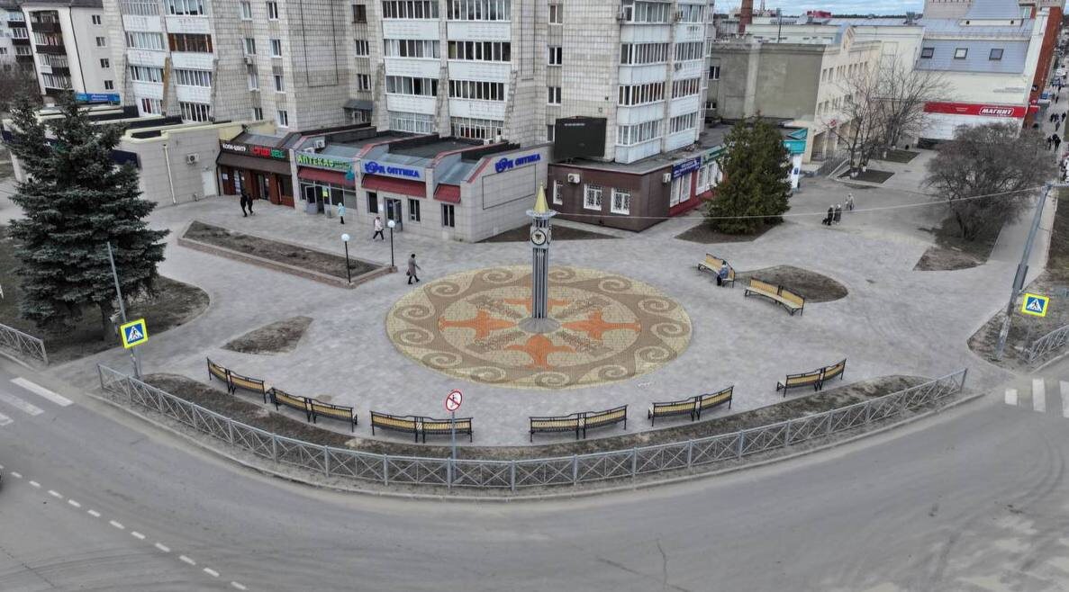 Так будет выглядеть площадка с часами