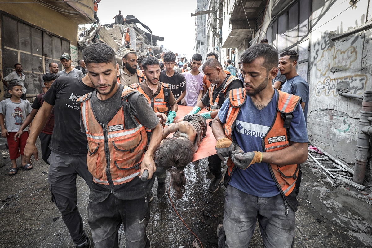    Израильские удары по Газе не щадят никого. "Не позволяйте палестинцам бежать, пусть умирают", - требуют в Тель-Авиве./Getty Images