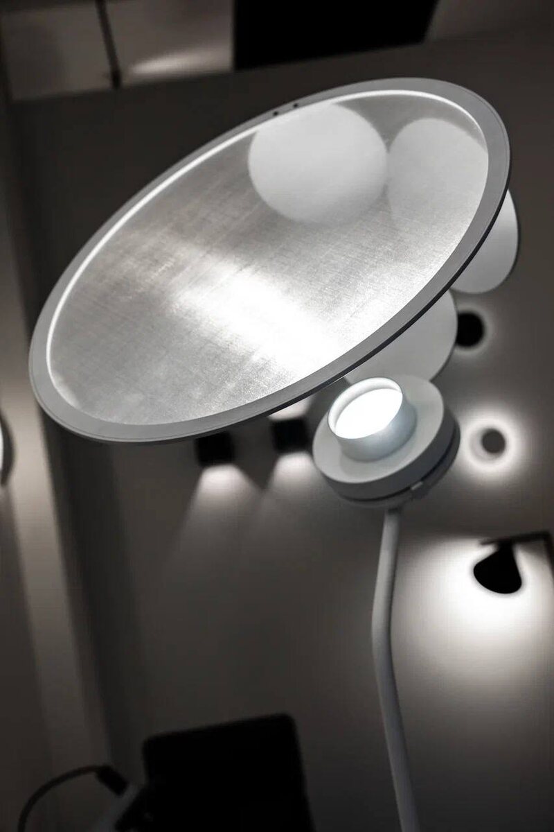 На фото: светильник от SANTAN с мягким, рассеянным светом