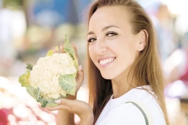    Цветная капуста может быть белой, зеленой и фиолетовой.