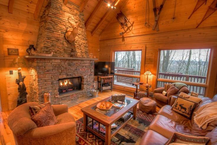 Домик с камином на ноябрьские: 7 бюджетных направлений по России