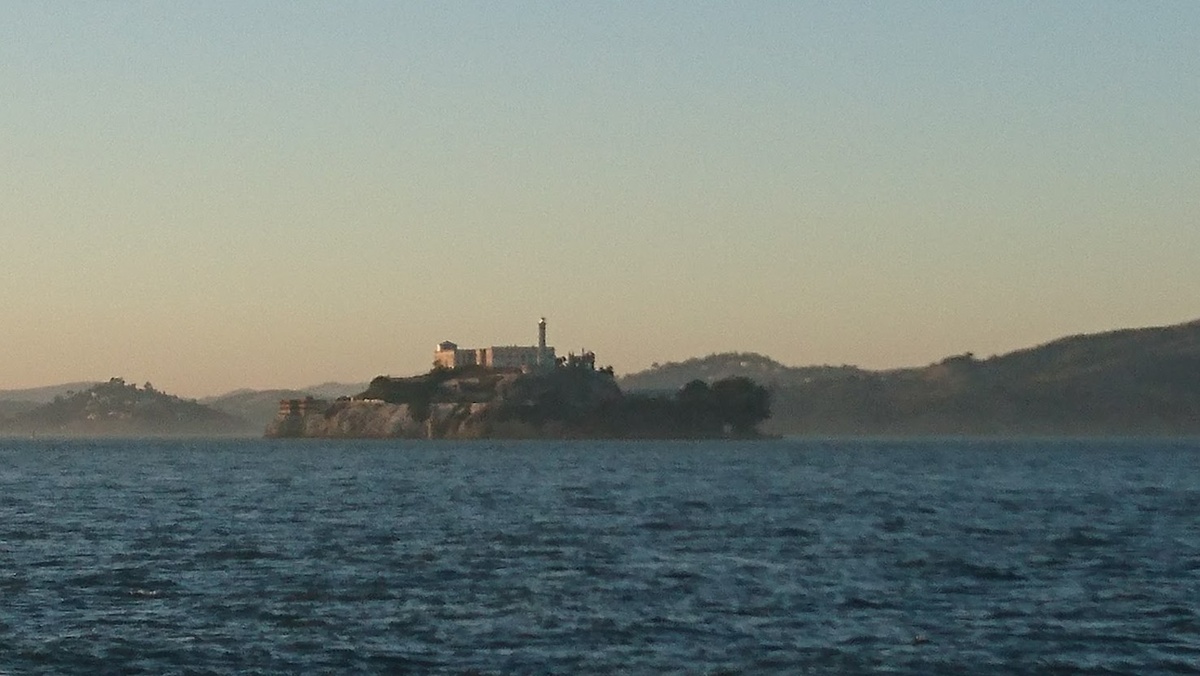 Алькатрас в Сан-Франциско.