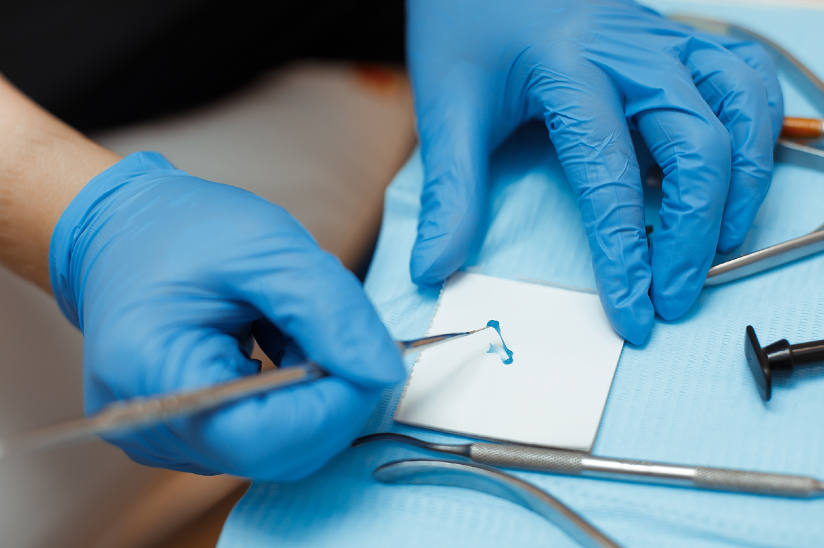 Фотография взята с сайта стоматологии Дмитрович Фэмили https://www.dmitrovich.ru/