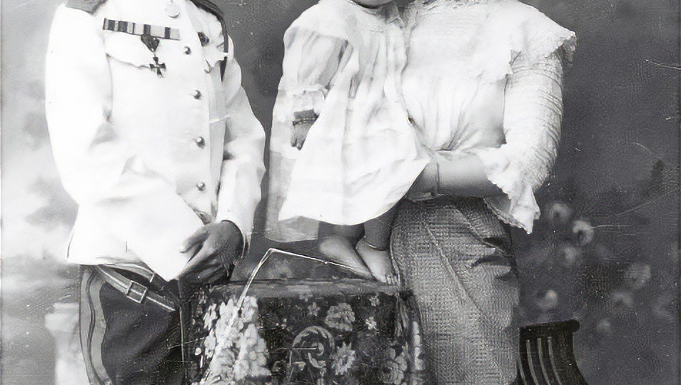 Как сиамский принц провел в Петербурге юность, обсуждал с отцом Кшесинскую и женился на медсестре Кате