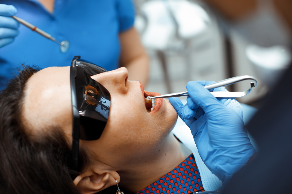 Фотография взята с сайта стоматологии Дмитрович Фэмили https://www.dmitrovich.ru/