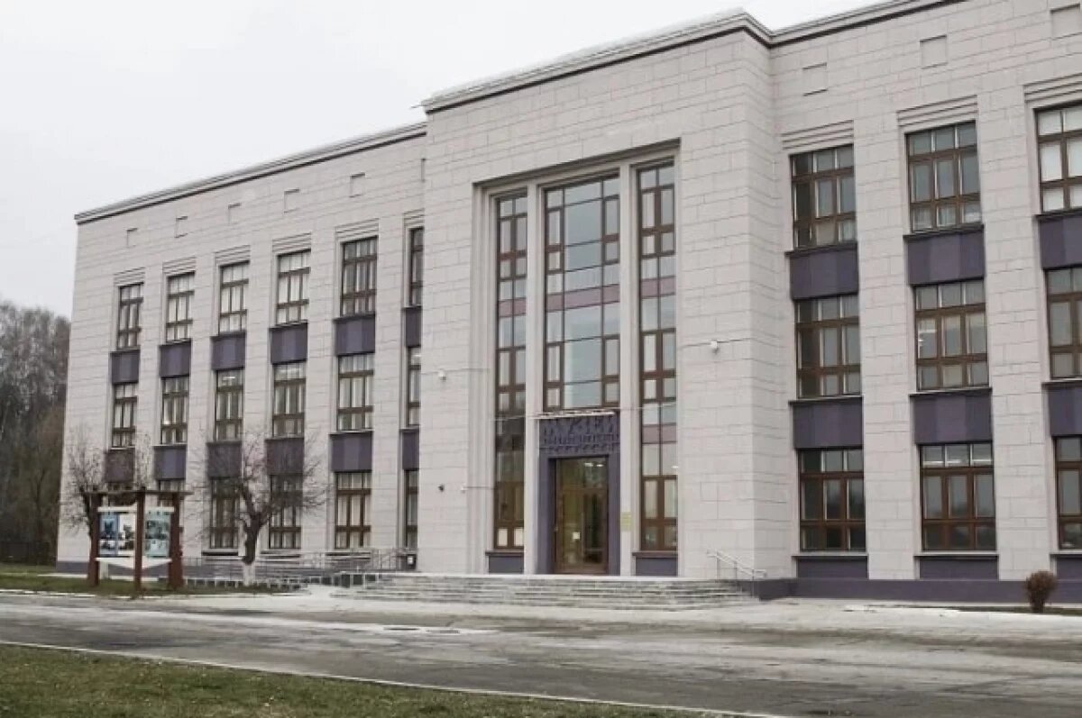    Тульский и Дагестанский музеи изобразительных искусств меняются выставками