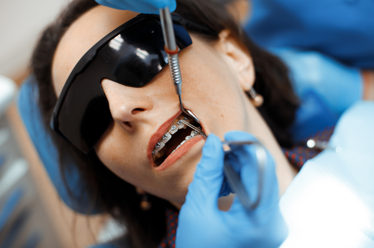 Фотография взята с сайта стоматологии Дмитрович Фэмили https://www.dmitrovich.ru/