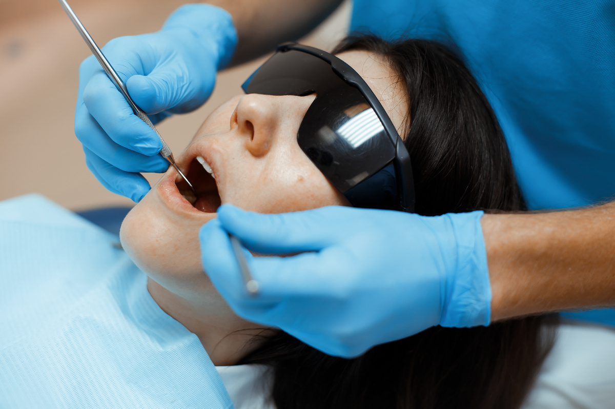 Фотография взята с сайта стоматологии Дмитрович Фэмили https://www.dmitrovich.ru/