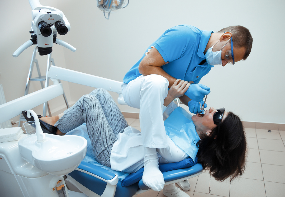 Фотография взята с сайта стоматологии Дмитрович Фэмили https://www.dmitrovich.ru/