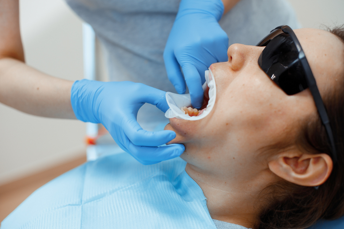 Фотография взята с сайта стоматологии Дмитрович Фэмили https://www.dmitrovich.ru/