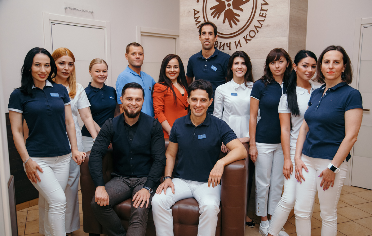 Фотография взята с сайта стоматологии Дмитрович Фэмили https://www.dmitrovich.ru/