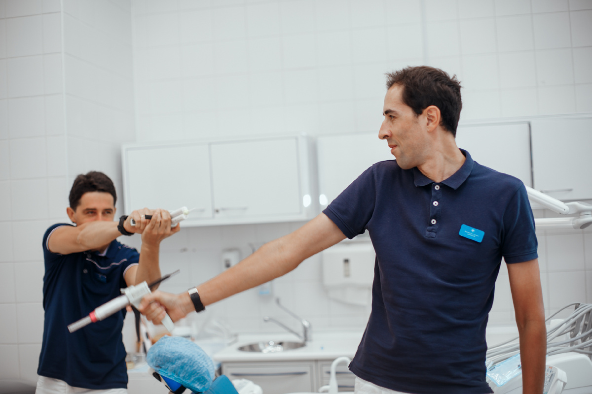 Фотография взята с сайта стоматологии Дмитрович Фэмили https://www.dmitrovich.ru/