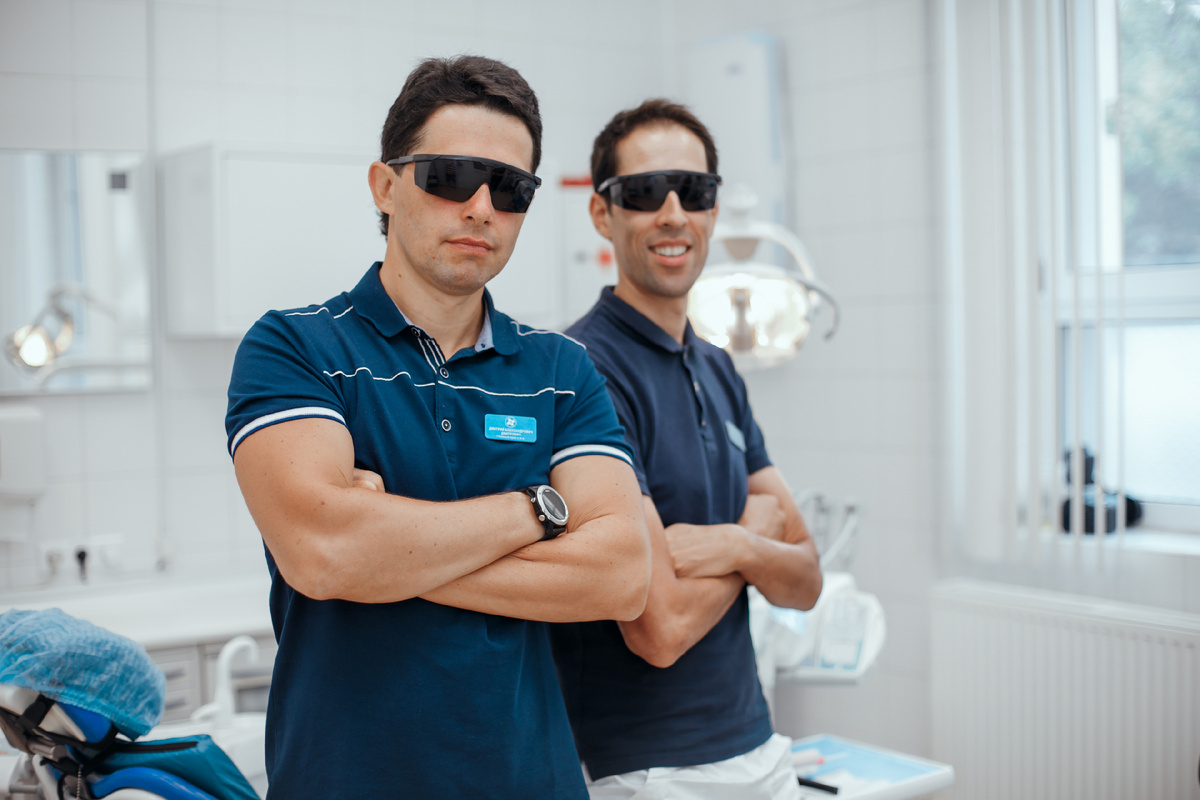 Фотография взята с сайта стоматологии Дмитрович Фэмили https://www.dmitrovich.ru/