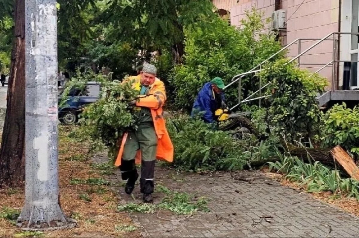    Во власти стихии.