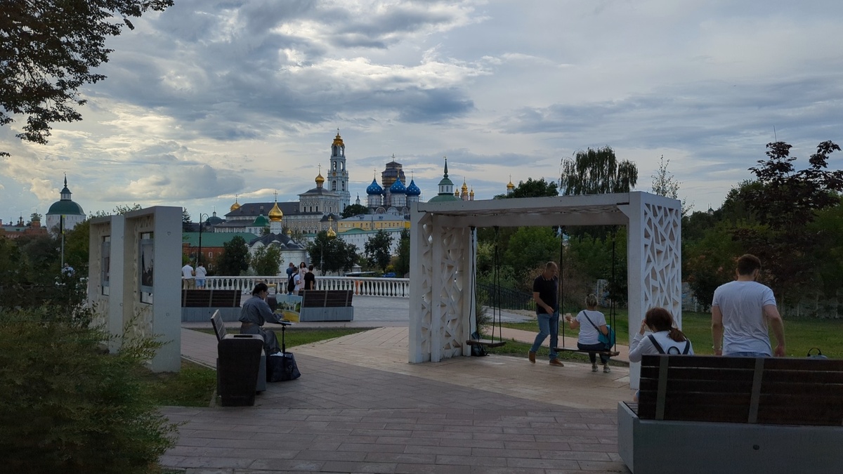 Блинная гора, качели 