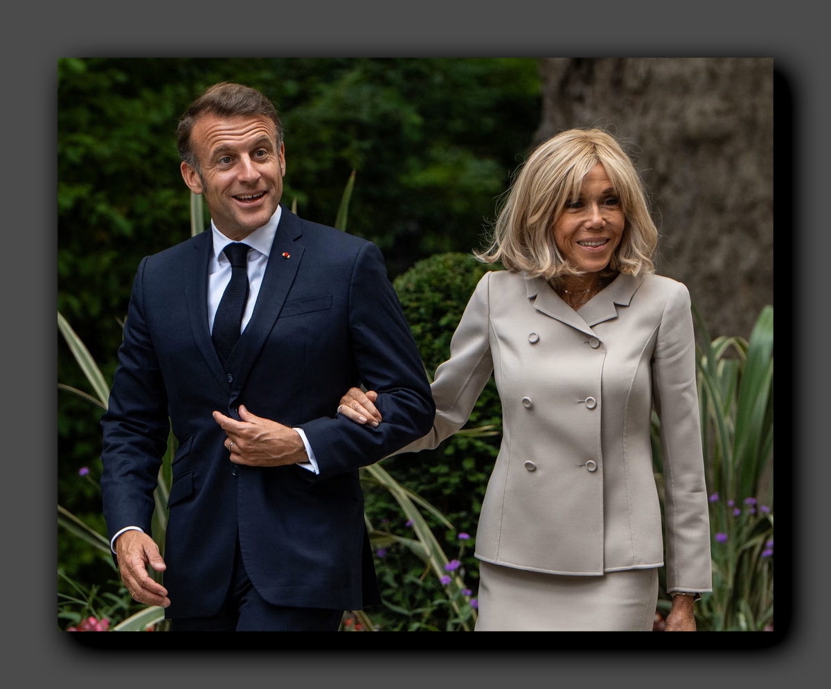 Эммануэль и Бриджит Макрон 