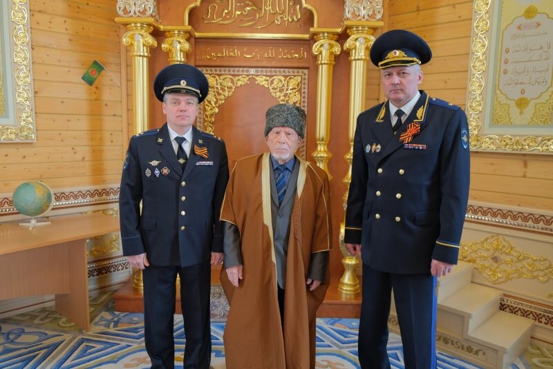    Фото: Владимир Изаак справа, пресс-служба МВД РТ