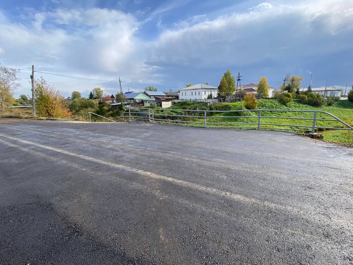     Разрушенную дамбу на реке Мельничная восстановили в Енисейске