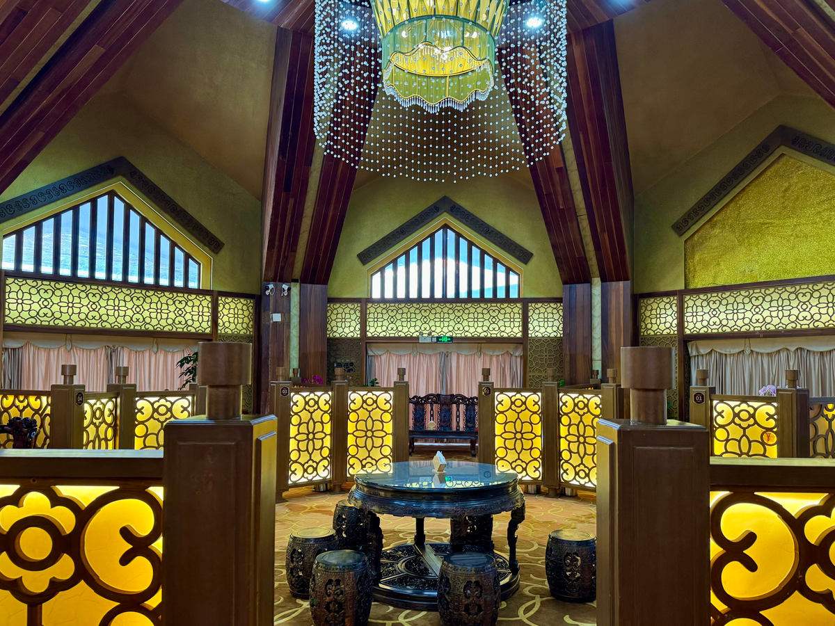 Бизнес-зал (First Class Lounge) в аэропорту Саньи