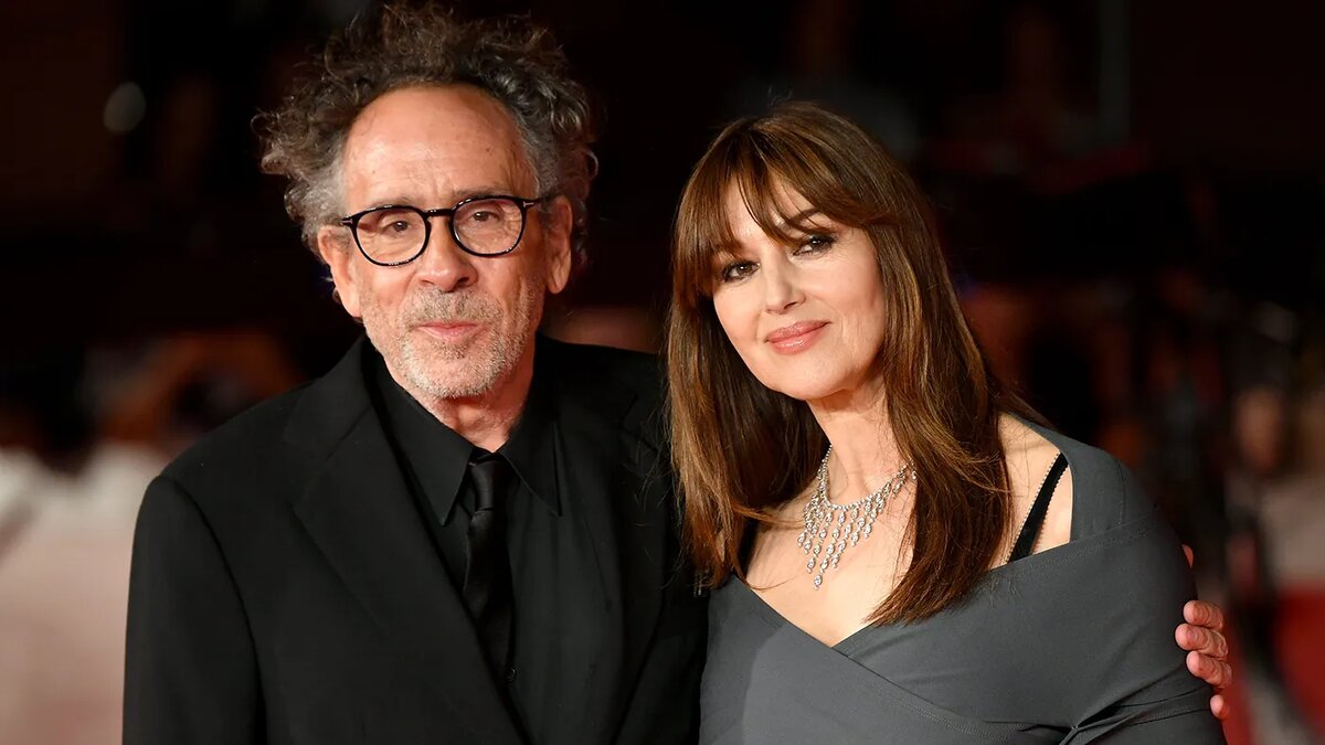   Maurizio D'Avanzo / Zuma / TASS- Режиссер Тим Бертон и актриса Моника Беллуччи