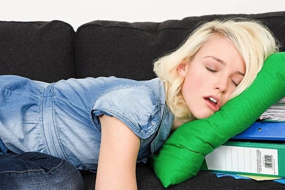 Лень помогает людям выживать. Помогает индивидуально и как виду.