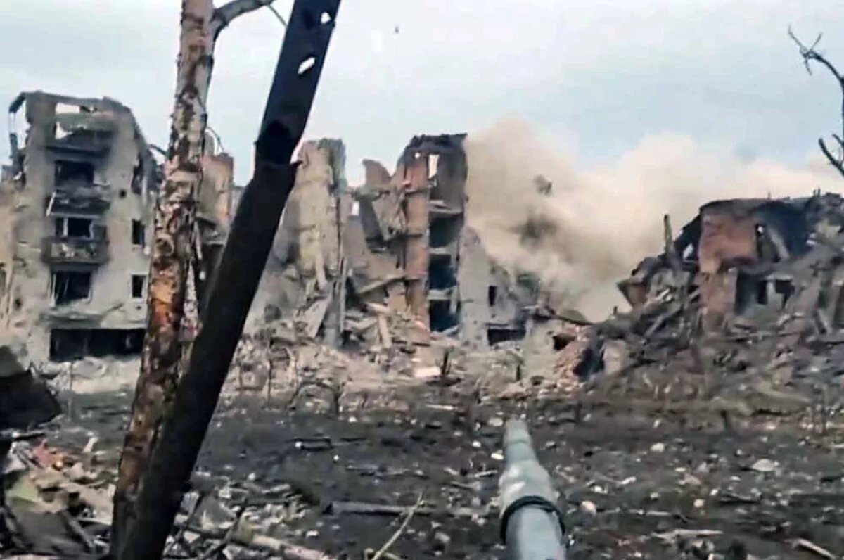    Призрак Бахмута уже висит над Покровском.