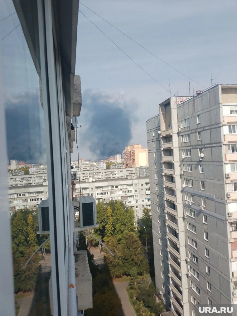 В Тольятти на складе лакокрасочной продукции произошел пожар. Фото: telegram-канал «Тольятти», t.me