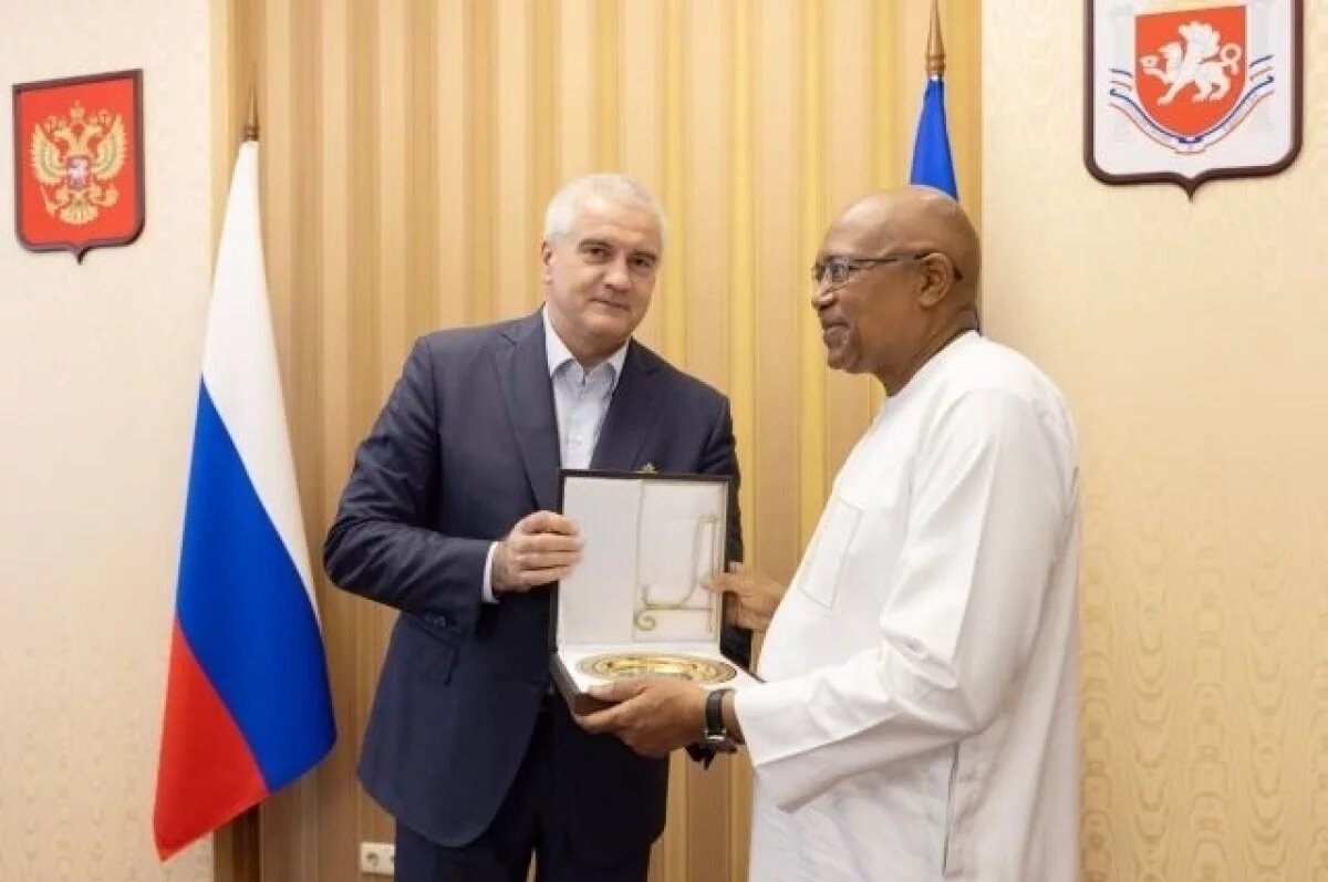    Глава Крыма встретился с послами африканских стран