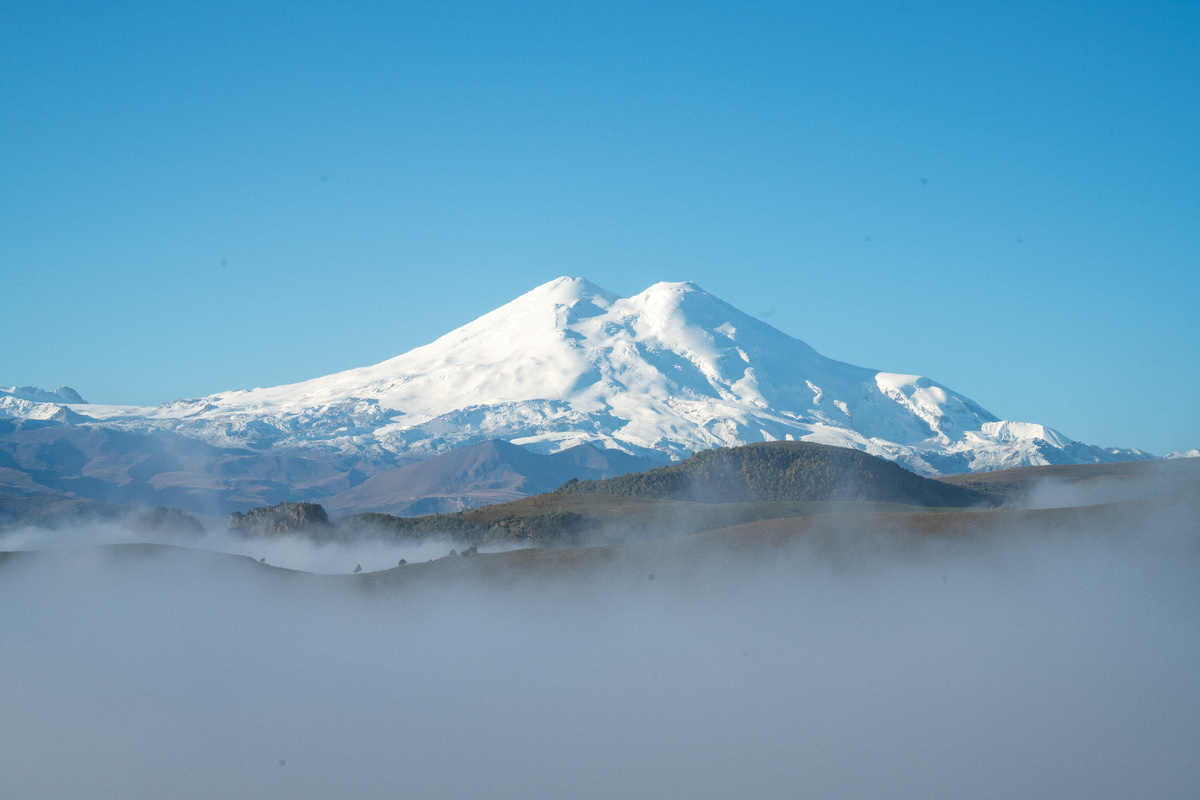 Эльбрус с дороги на Джилы-Су