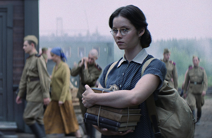    кадр из сериала «Полураспад»