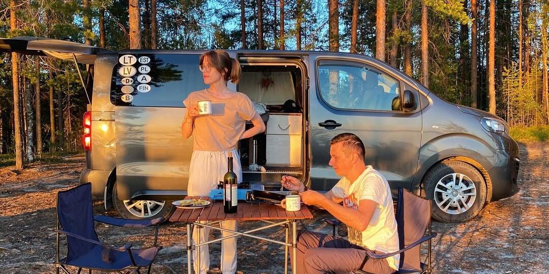 Реально ли сделать дом на колёсах за 25 000 руб.?