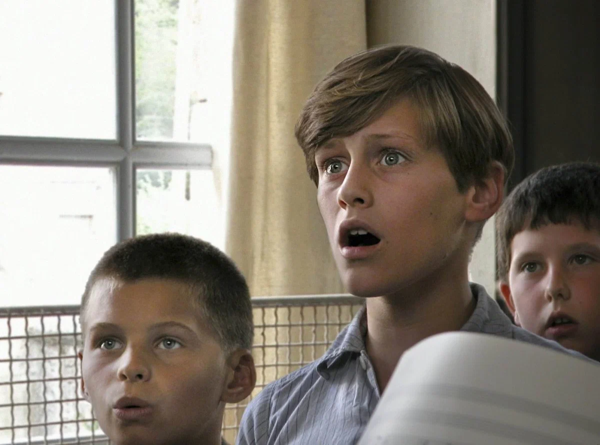 Кадр из фильма «Хористы» (Les Choristes, 2004)