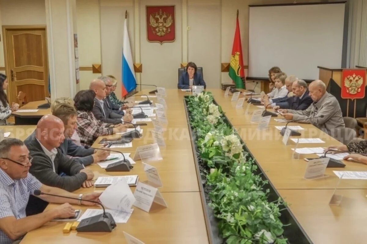    В Брянске наградили наиболее ответственных работодателей