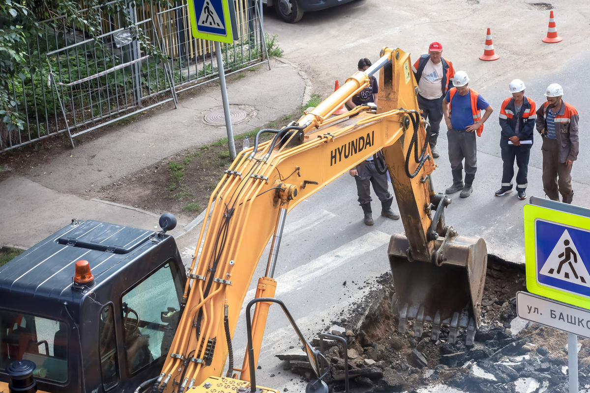 Жители Европейского микрорайона Тюмени выступают против строительства теплотрассы.  Фото: Фото: ФедералПресс / Елена Майорова