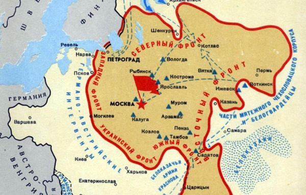 "Молодая Советская республика в кольце врагов". Знаменитая картинка