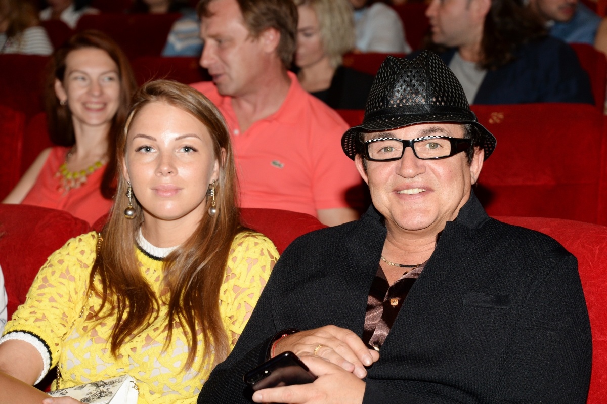 Полина Дибрвоа не смогла скрывать от мужа то, чо влюбилась в друга семьи. Фото: Global Look Press