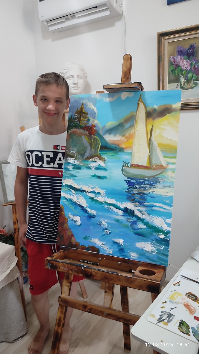 Под руководством художника отлично справляется ребёнок. 