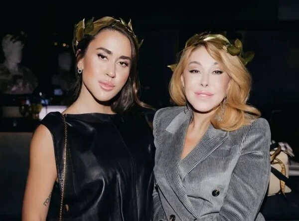    Татьяна Плаксина с матерью. Фото: ТВЦ