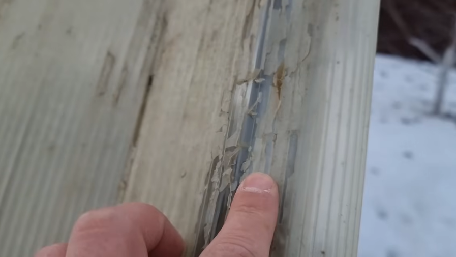 Проверяю 3 спорных препарата для поликарбонатной теплицы. Дедовские методы разрушают конструкции за 2 сезона