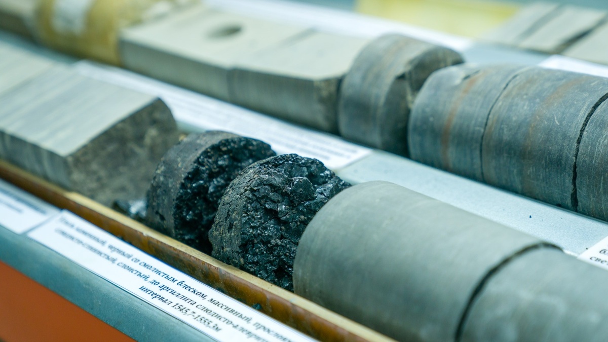    Югорские учёные нашли передовой способ заглянуть внутрь камня